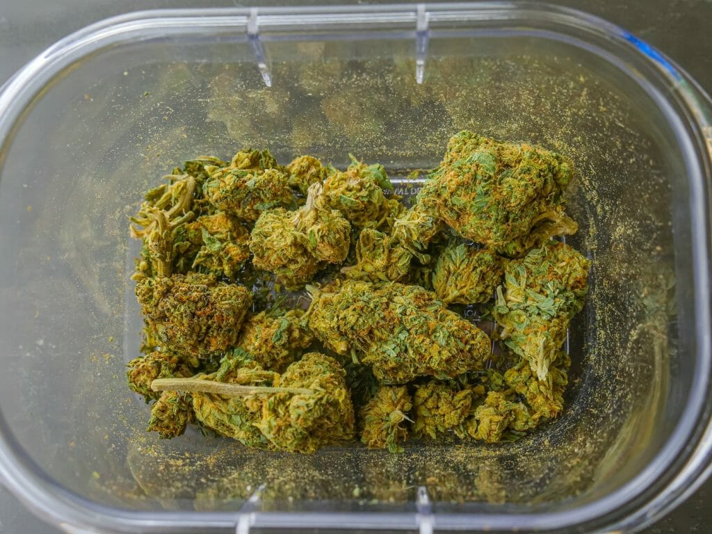 Best edibles in Canada: Finding the Premium Hybrid Strains | BC Weed Edible Canada  | BC Weed Edible Canada
